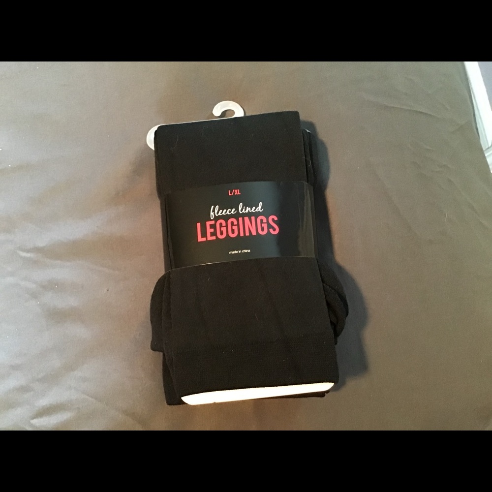 3/$20 NWT fleece lined leggings. Size L/XL